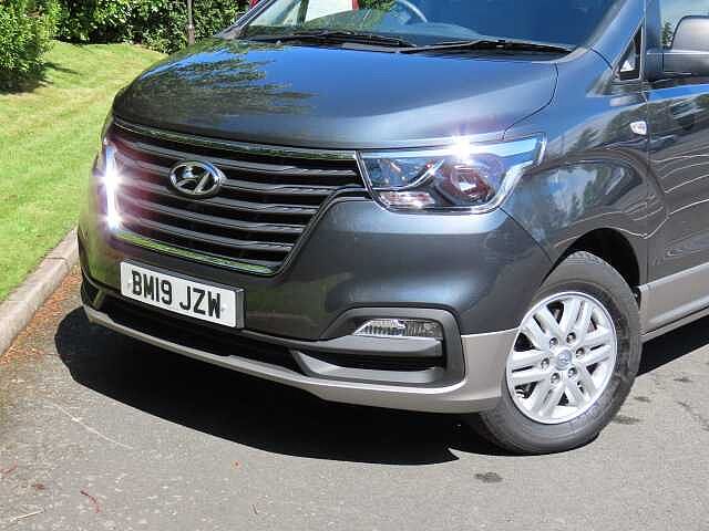 Hyundai I800 2.5 CRDi SE 5dr