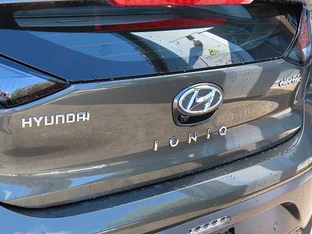 Hyundai Ioniq 100kW Premium 38kWh 5dr Auto