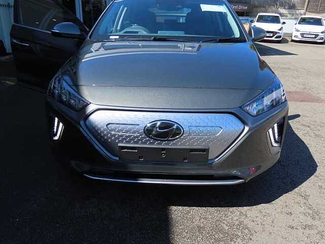 Hyundai Ioniq 100kW Premium 38kWh 5dr Auto