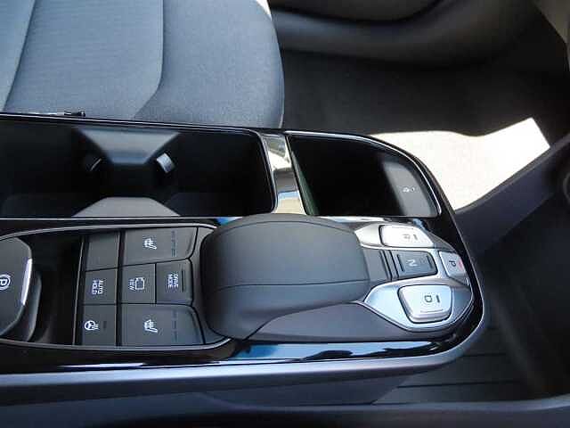 Hyundai Ioniq 100kW Premium 38kWh 5dr Auto