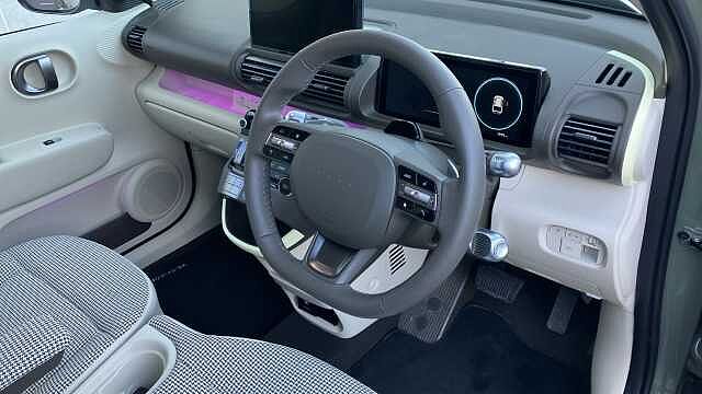 Hyundai INSTER 85kW 02 49kWh 5dr Auto Electric Hatchback Additional Special Solid - Jungle Khaki