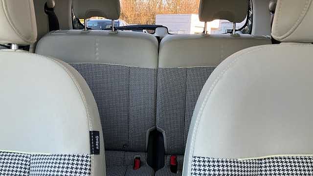 Hyundai INSTER 85kW 02 49kWh 5dr Auto Electric Hatchback Additional Special Solid - Jungle Khaki