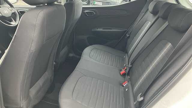 Hyundai I10 1.0 [63] Advance 5dr Auto [Nav] Petrol Hatchback White