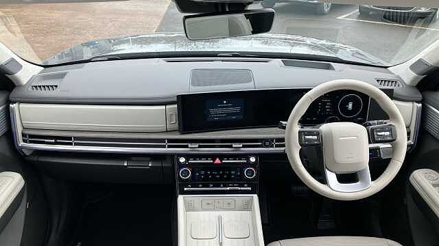 Hyundai SANTA FE 1.6 TGDi Plug-in Hybrid Ultimate 5dr 4WD Auto Estate