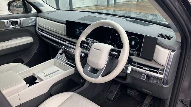 Hyundai SANTA FE 1.6 TGDi Plug-in Hybrid Ultimate 5dr 4WD Auto Estate