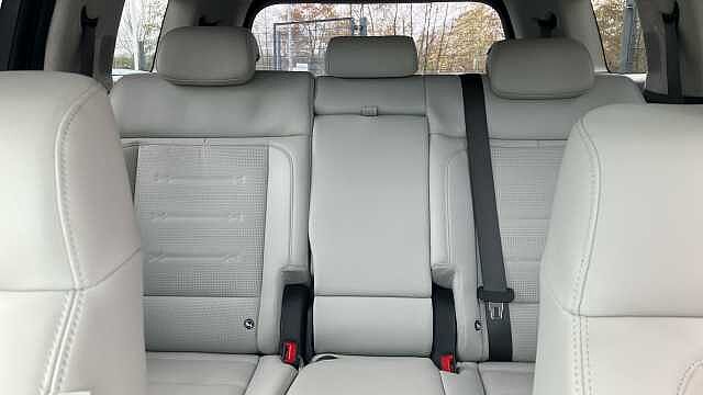 Hyundai SANTA FE 1.6 TGDi Plug-in Hybrid Ultimate 5dr 4WD Auto Estate