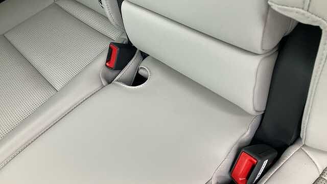 Hyundai SANTA FE 1.6 TGDi Plug-in Hybrid Ultimate 5dr 4WD Auto Estate