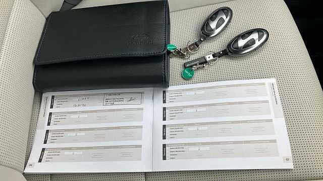 Hyundai SANTA FE 1.6 TGDi Plug-in Hybrid Ultimate 5dr 4WD Auto Estate