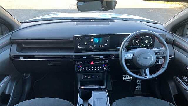 Hyundai TUCSON 1.6T Hybrid N Line 5dr Auto Hybrid Estate White