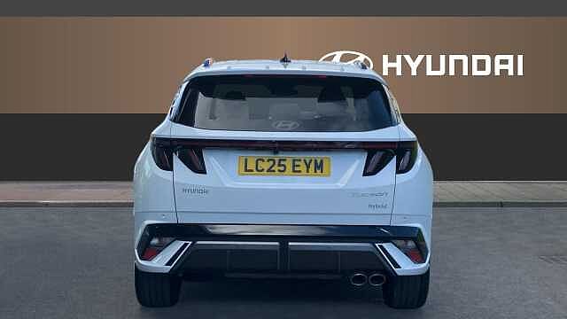 Hyundai TUCSON 1.6T Hybrid N Line 5dr Auto Hybrid Estate White