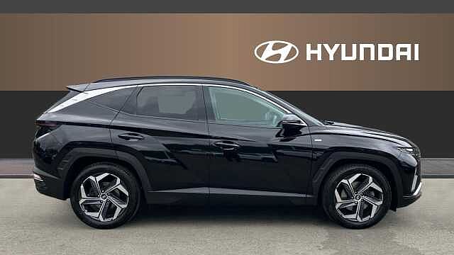 Hyundai TUCSON 1.6 TGDi 48V MHD Ultimate 5dr 2WD DCT Petrol Estate Black