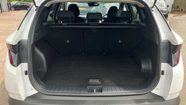 Hyundai TUCSON 1.6 TGDi Hybrid 230 Premium 5dr 2WD Auto Hybrid Estate White