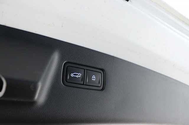 Hyundai SANTA FE 1.6 TGDi Plug-in Hybrid Premium 5dr 4WD Auto