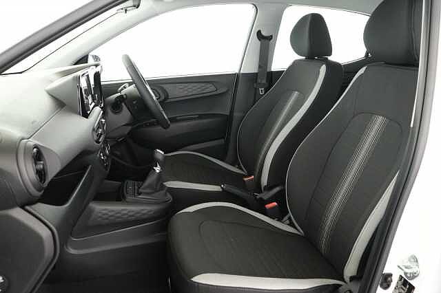 Hyundai I10 1.0 [63] Advance 5dr [Nav] White