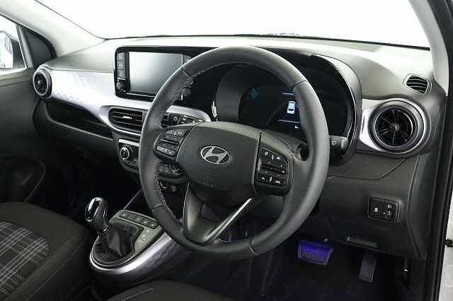 Hyundai I10 1.2 [79] Premium 5dr Auto [Nav] Special solid paint - Atlas white