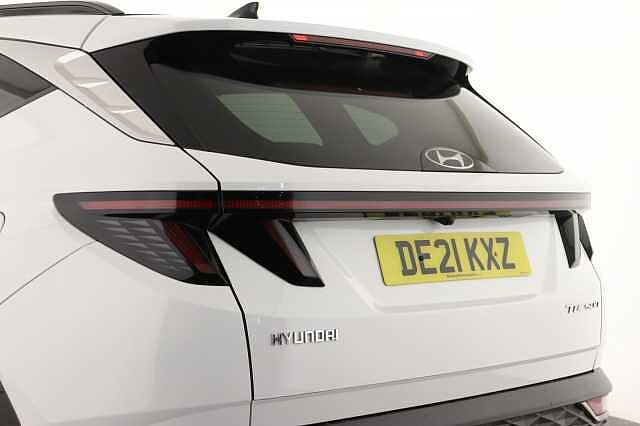 Hyundai TUCSON 1.6 TGDi 48V MHD Ultimate 5dr 2WD White