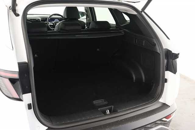 Hyundai TUCSON 1.6 TGDi 48V MHD Ultimate 5dr 2WD White