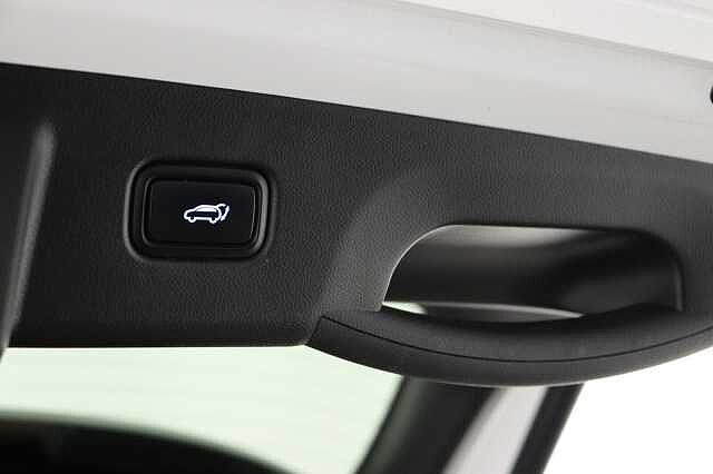 Hyundai TUCSON 1.6 TGDi 48V MHD Ultimate 5dr 2WD White