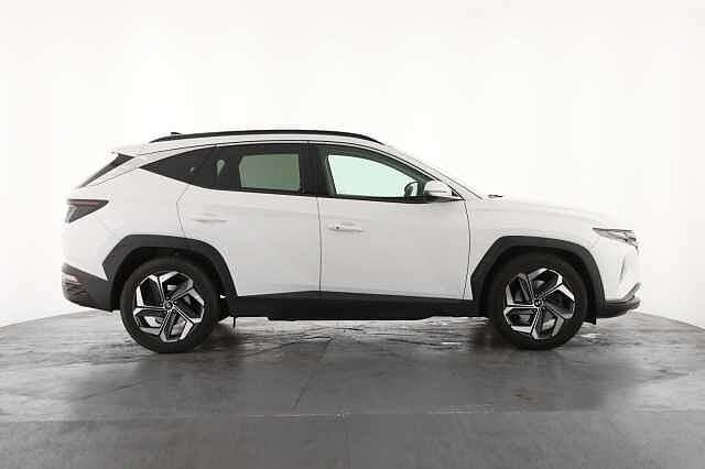 Hyundai TUCSON 1.6 TGDi 48V MHD Ultimate 5dr 2WD White