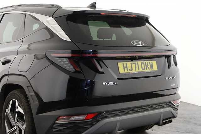 Hyundai TUCSON 1.6 TGDi 48V MHD 180 Ultimate 5dr 4WD DCT BLACK
