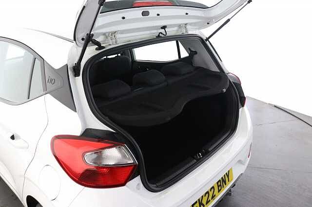 Hyundai I10 1.0 MPi SE Connect 5dr Auto WHITE