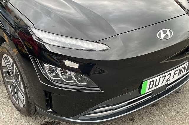 Hyundai KONA Premium 64kWh 5dr Auto Black