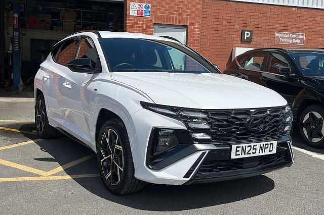 Hyundai TUCSON 1.6T Plug-in Hybrid N Line 5dr Auto White