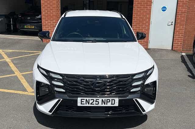 Hyundai TUCSON 1.6T Plug-in Hybrid N Line 5dr Auto White