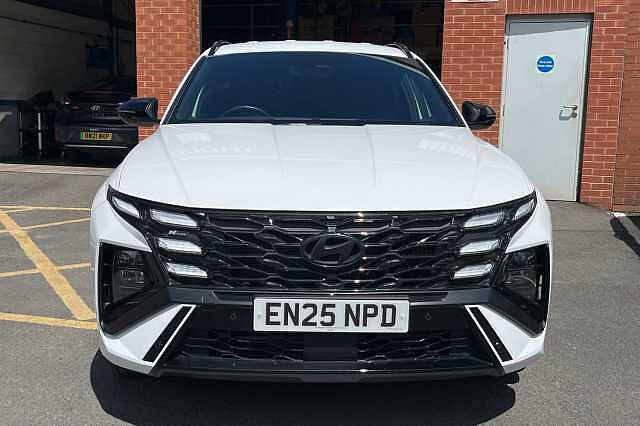 Hyundai TUCSON 1.6T Plug-in Hybrid N Line 5dr Auto White