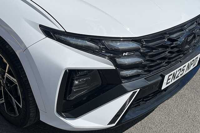 Hyundai TUCSON 1.6T Plug-in Hybrid N Line 5dr Auto White