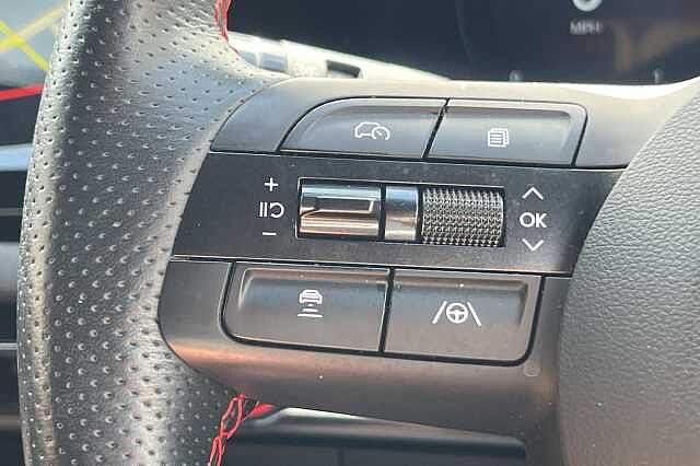Hyundai TUCSON 1.6T Plug-in Hybrid N Line 5dr Auto White