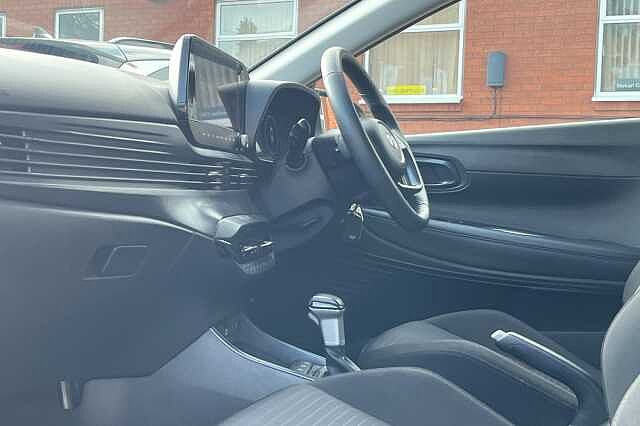 Hyundai I20 1.0 T-GDi 48Volt MHEV Premium 5dr DCT White