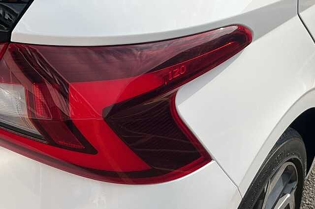 Hyundai I20 1.0 T-GDi 48Volt MHEV Premium 5dr DCT White