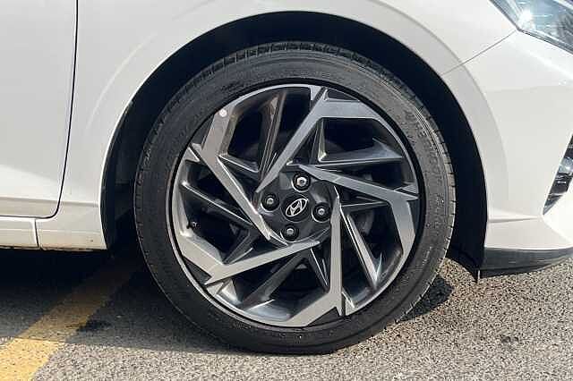Hyundai I20 1.0 T-GDi 48Volt MHEV Premium 5dr DCT White