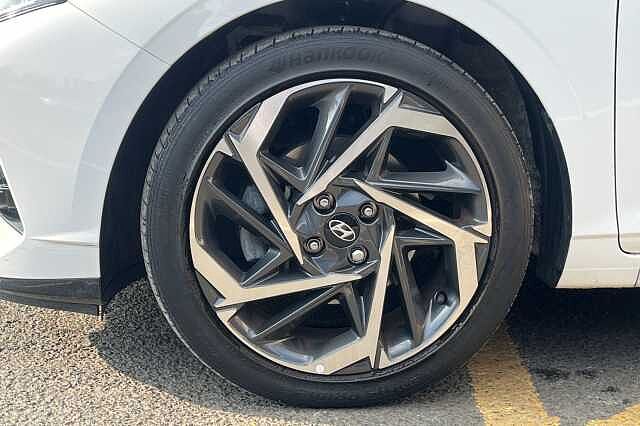 Hyundai I20 1.0 T-GDi 48Volt MHEV Premium 5dr DCT White