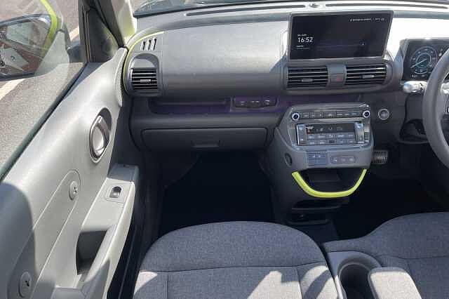 Hyundai Inster Cross 49kWh 5dr Auto