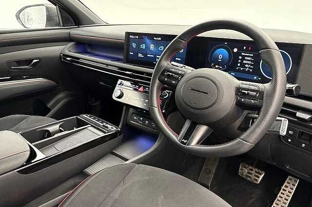 Hyundai TUCSON 1.6T Plug-in Hybrid N-Line 5dr Auto White