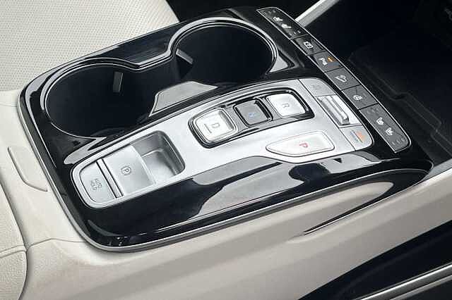 Hyundai TUCSON 1.6 T-GDi Plug-in Hybrid Ultimate 5dr 4WD Auto Red