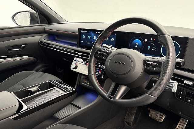 Hyundai TUCSON 1.6T Plug-in Hybrid N Line 5dr Auto White