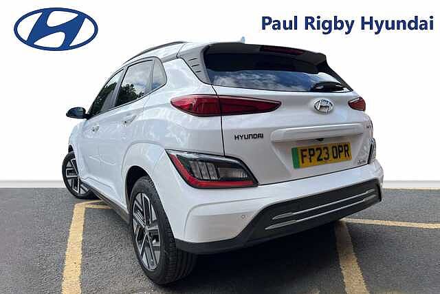 Hyundai KONA Ultimate 64kWh 5dr Auto White