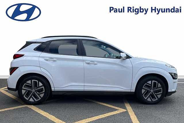 Hyundai KONA Ultimate 64kWh 5dr Auto White