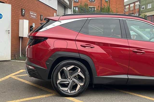 Hyundai TUCSON 1.6 T-GDi Plug-in Hybrid Ultimate 5dr 4WD Auto Red