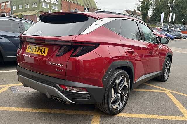 Hyundai TUCSON 1.6 T-GDi Plug-in Hybrid Ultimate 5dr 4WD Auto Red