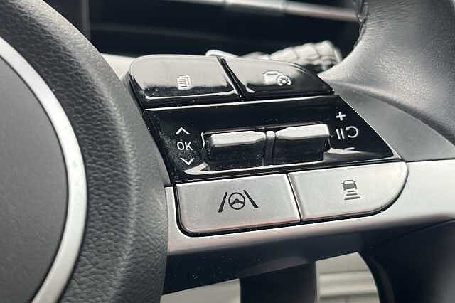 Hyundai TUCSON 1.6 T-GDi Plug-in Hybrid Ultimate 5dr 4WD Auto Red