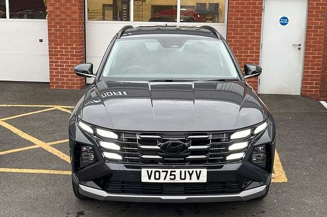 Hyundai TUCSON 1.6T Plug-in Hybrid Advance 5dr Auto Grey