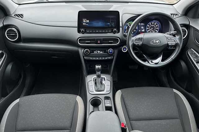Hyundai KONA 1.6 GDi Hybrid Premium 5dr DCT White