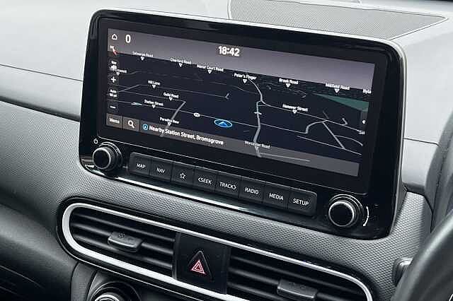 Hyundai KONA 1.6 GDi Hybrid Premium 5dr DCT White