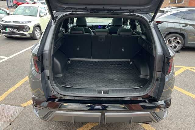 Hyundai TUCSON 1.6T Hybrid N Line S 5dr Auto Grey