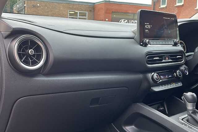 Hyundai KONA 1.6 GDi Hybrid Premium 5dr DCT