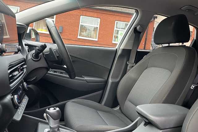 Hyundai KONA 1.6 GDi Hybrid Premium 5dr DCT